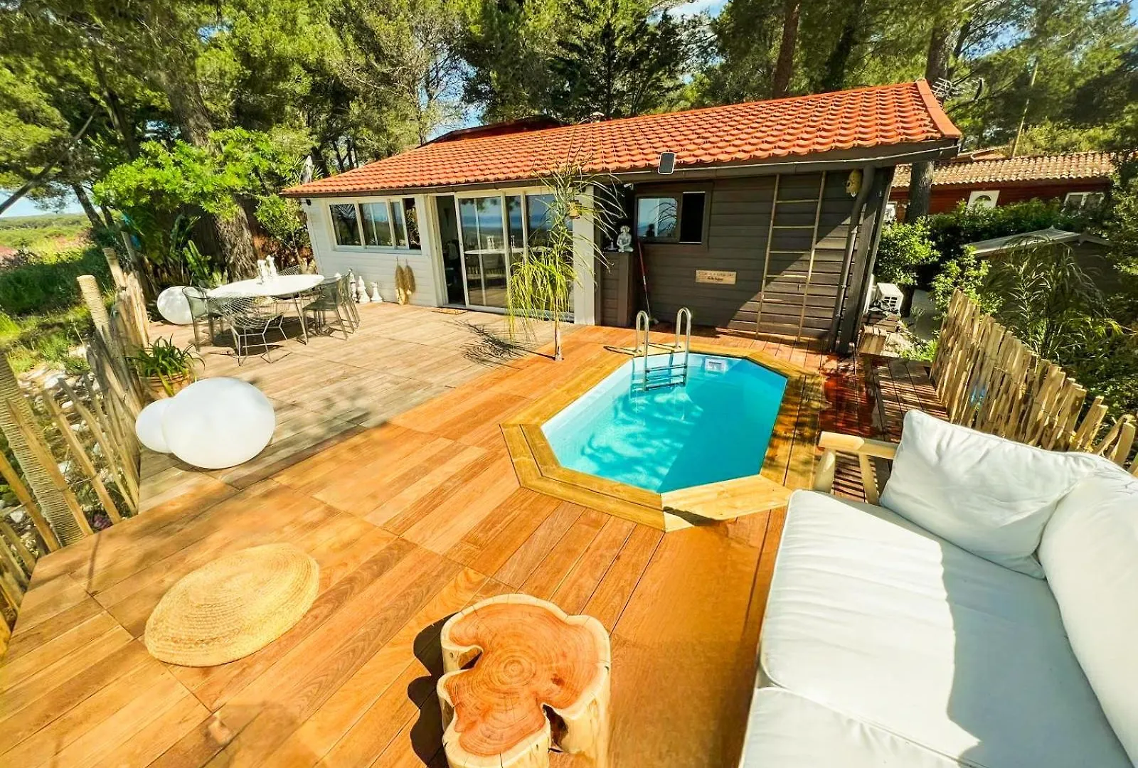 Chalet, Oasis Et Vue Mer,Proxi Circuit Paul Ricard contacts